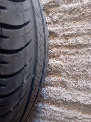 Juego 4 Ruedas Michelin con Llantas 185/60 R14