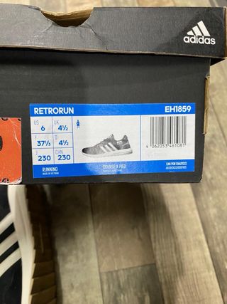 Scarpe Adidas nere e bianche