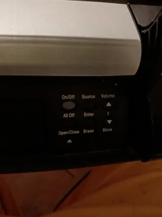 Bose AV18 Media Center