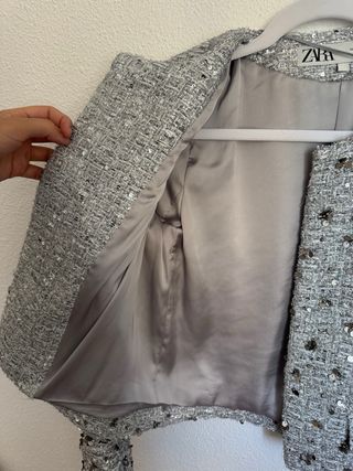 Chaqueta lentejuelas plateada talla S Zara