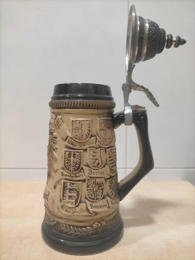 Jarra cerveza alemana decorativa