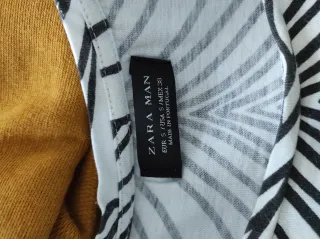 Camiseta Zara Estampada Talla S