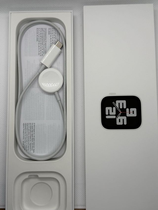 100% - Apple Watch SE 2 40mm GPS