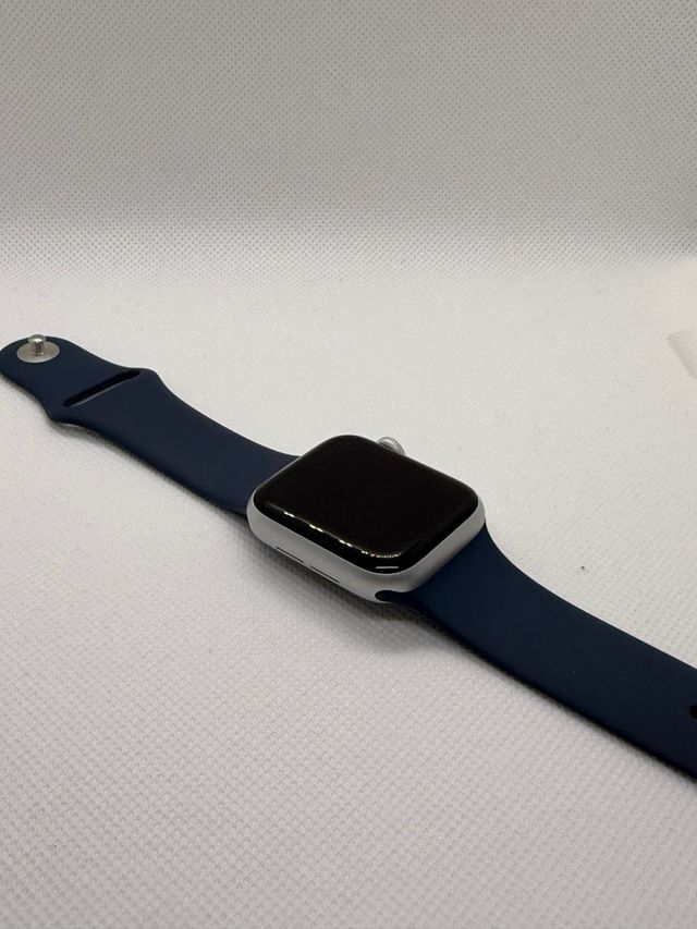 100% - Apple Watch SE 2 40mm GPS