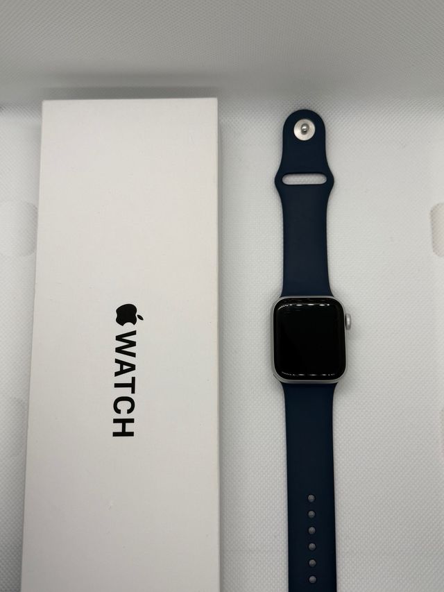 100% - Apple Watch SE 2 40mm GPS