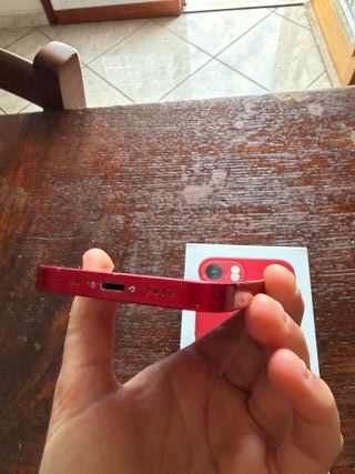 iPhone 13 mini RED – 256 GB – con scatola e cavo