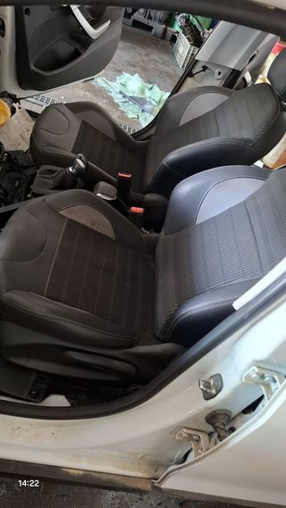JUEGO ASIENTOS COMPLETOS PEUGEOT 2008 2013-2019