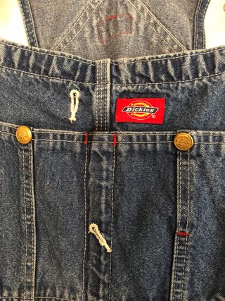 Peto Dickies Talla XL
ancho 58 cm
largo 107 cm