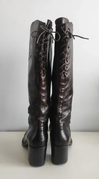 Botas acordonadas de cuero talla 39