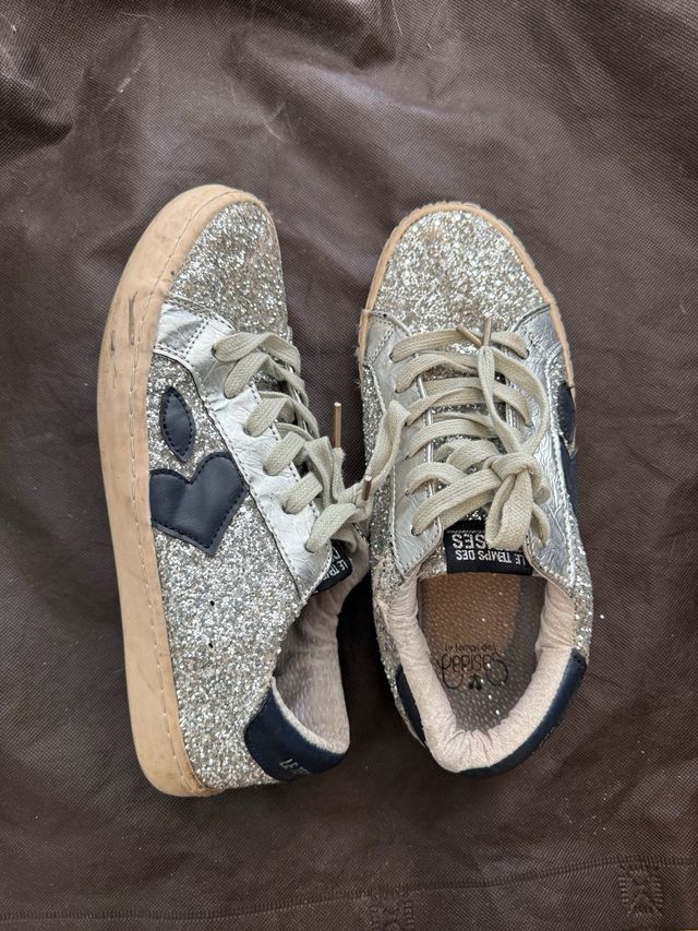 Zapatillas deportivas con purpurina