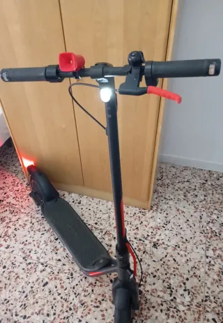 Patinete Eléctrico Ninebot F2 + Casco