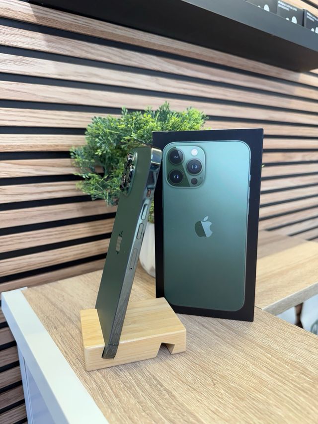 iPhone 13 Pro Max impoluto