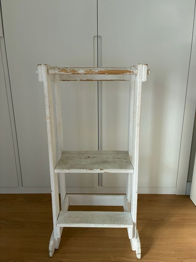 Torre de aprendizaje madera blanca