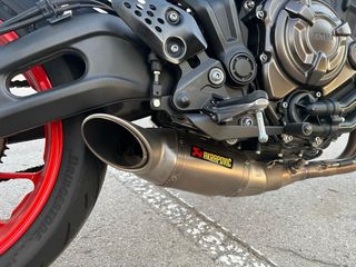 Tubo de escape Akrapovic Yamaha MT07, euro4