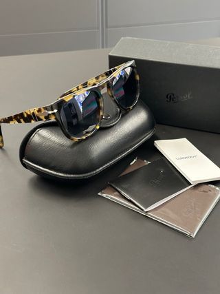 Occhiali da sole Persol PO3333S - Elio POLARIZZATO