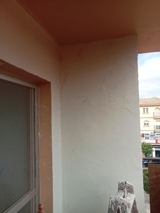 Construcción y pintura Seguridad y camarero