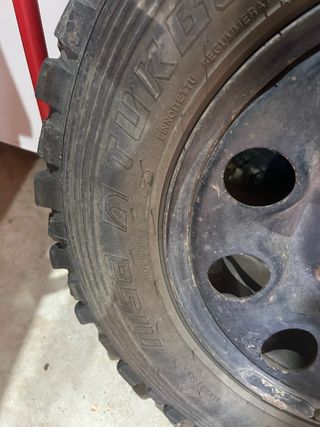 4 Ruedas Invierno Todo Terreno con llantas 