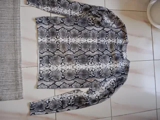 Camiseta mujer  de serpiente talla XS 34/36