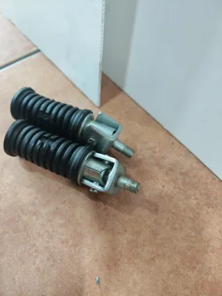 Juego estriberas Moto Clásica nuevas