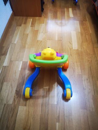 Hamaca infantil Fisher-Price y correpasillos
