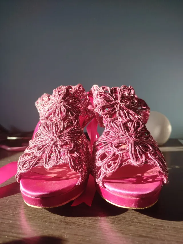 Tacones Festissimo Fucsia Pedrería