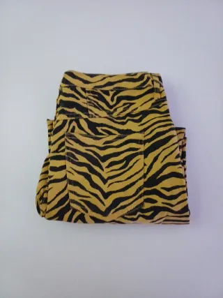 Pantalones estampado cebra mujer