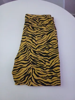 Pantalones estampado cebra mujer