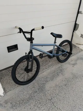 Bicicleta BMX Wethepeople 20x2.125