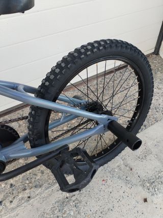 Bicicleta BMX Wethepeople 20x2.125