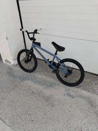 Bicicleta BMX Wethepeople 20x2.125