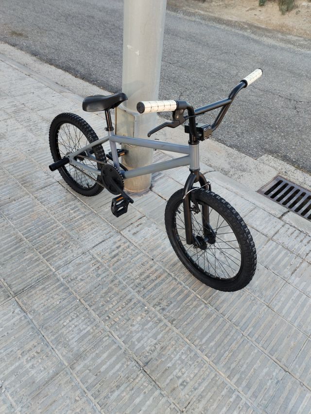 Bicicleta BMX Wethepeople 20x2.125
