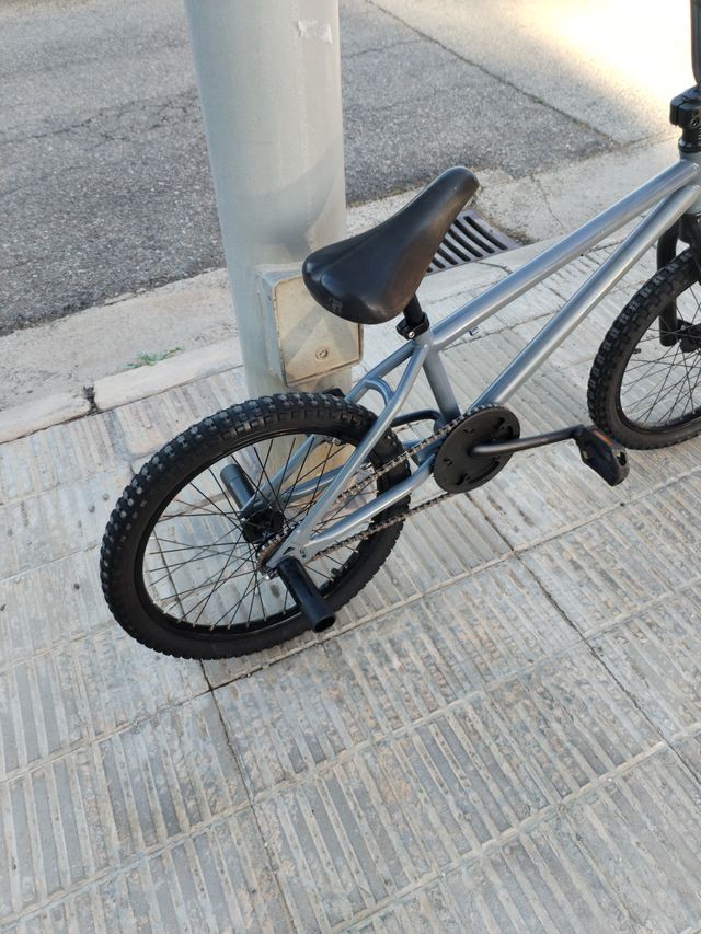 Bicicleta BMX Wethepeople 20x2.125