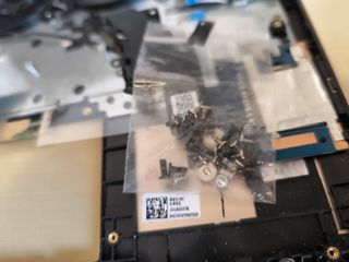 HP 14-ce Parte Inferior para Piezas