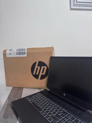 Portátil HP Pavilion/Victus 15.6 Impecable