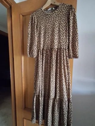 Vestido largo lunares Stradivarius Talla S