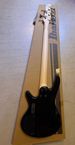 Bajo Ibanez GSR205PC-TMU 5 cuerdas