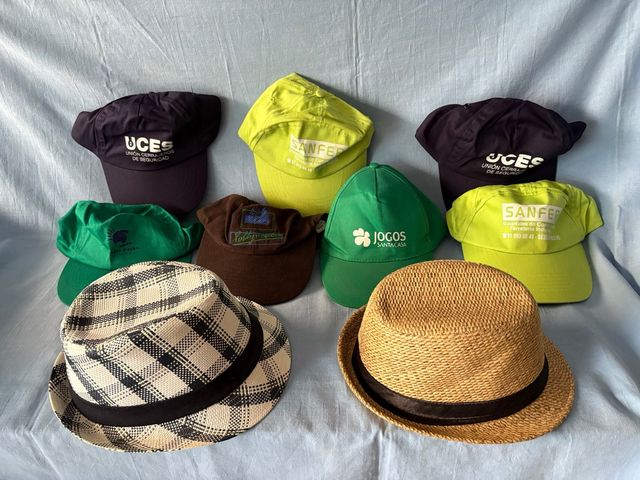 Lote 7 gorras y 2 sombreros