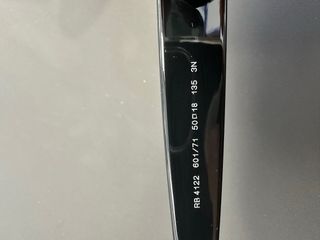 Occhiali da sole Ray-Ban RB 4122 neri