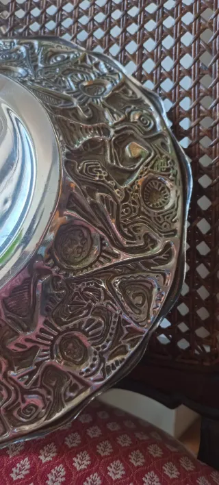 Centro de mesa decorativo plateado