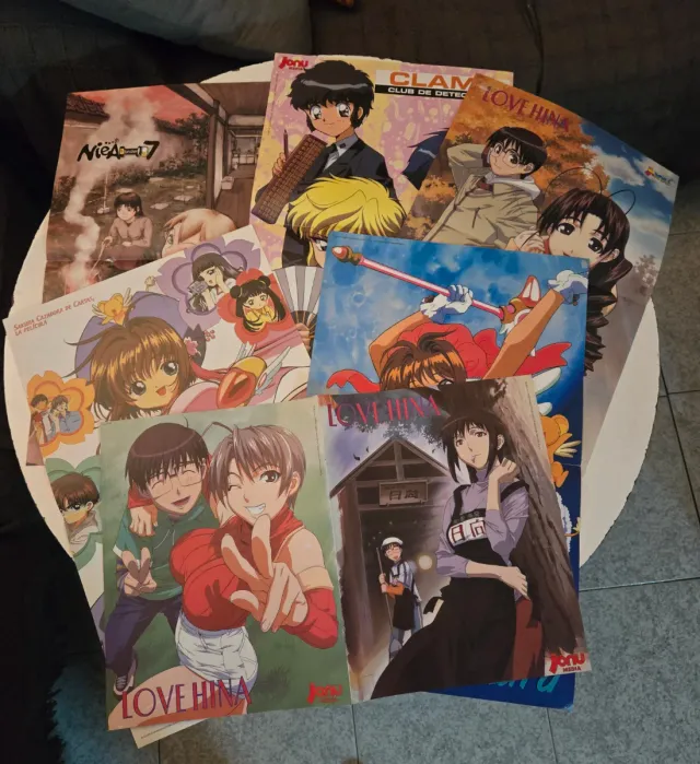 Pack revistas y posters manga