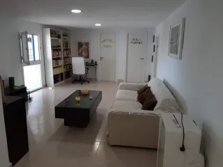 Habitación espaciosa en alquiler