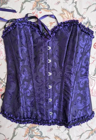Corsé morado púrpura con estampado