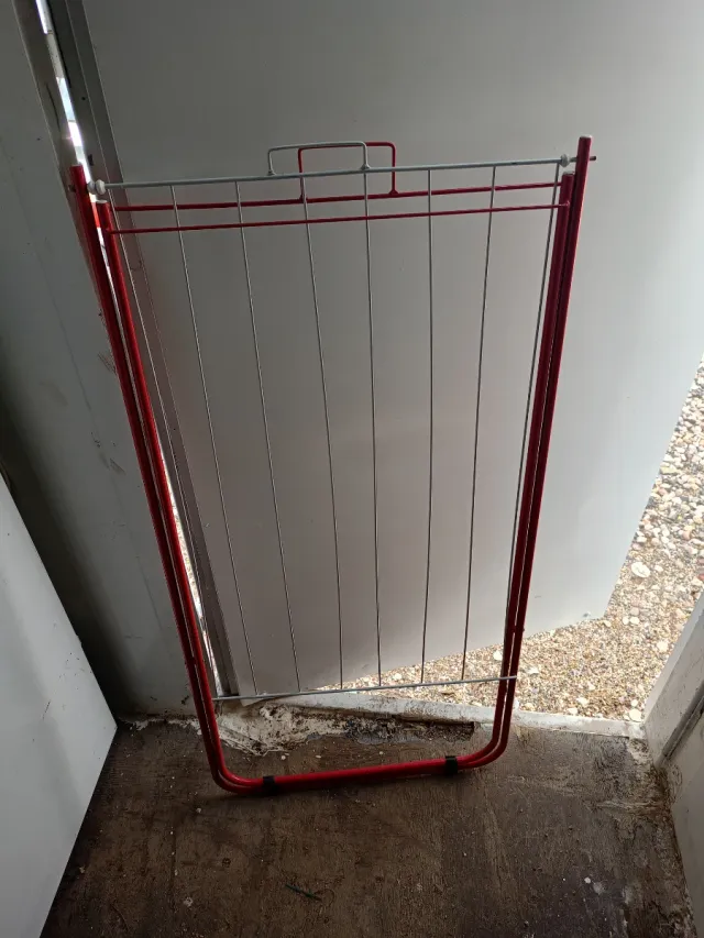 Tendedero plegable metálico