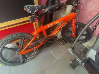 Bicicleta BMX Roja Big Daddy