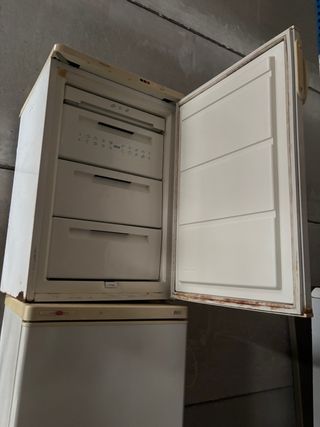 Congelador blanco