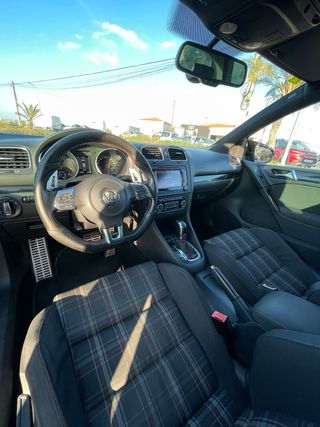 Volkswagen Golf 6 GTI 2011