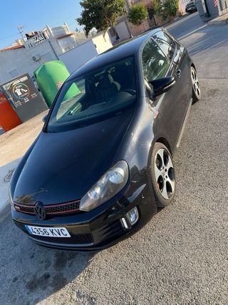Volkswagen Golf 6 GTI 2011