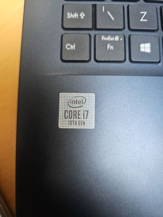 ASUS VivoBook 15 Intel Core i7 27 GB Optane Memory
