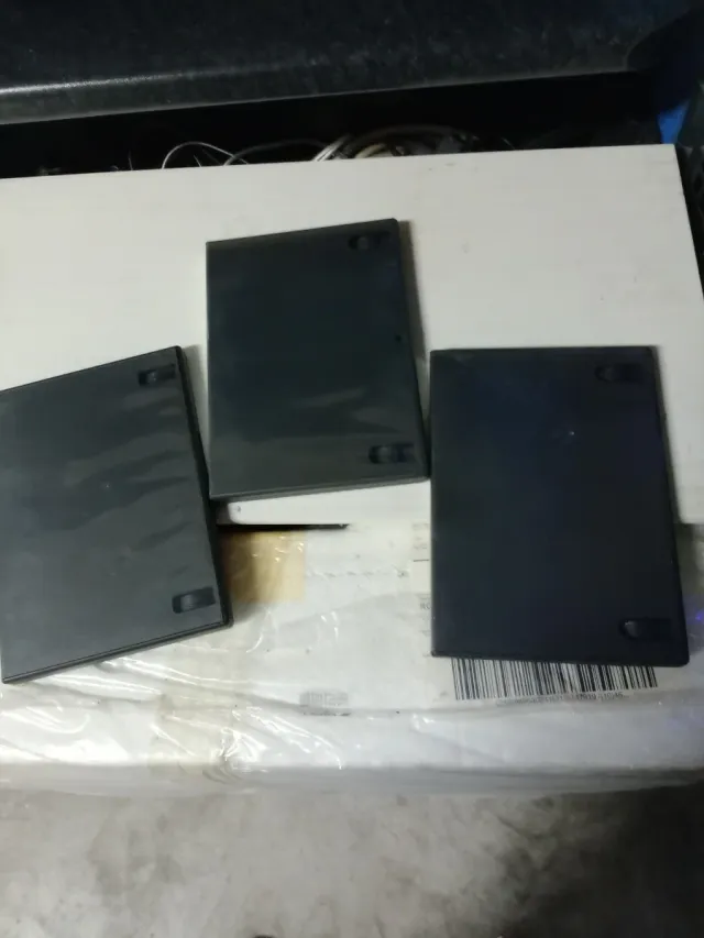 3 Custodie DVD con Film Drammatici Registrati