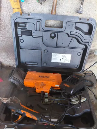 TIJERAS ELÉCTRICAS DE PODAR PELLEN TREELION
 M45